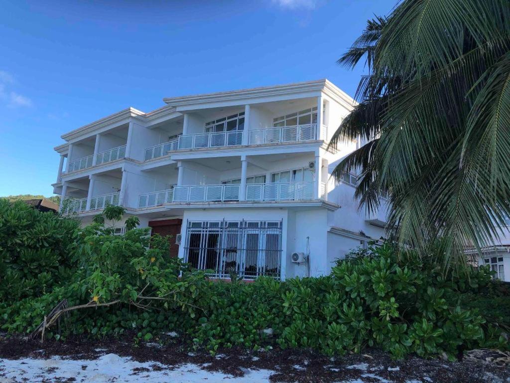 Diamond Plaza Hotel Grand' Anse Buitenkant foto