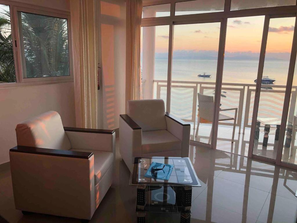 Diamond Plaza Hotel Grand' Anse Buitenkant foto